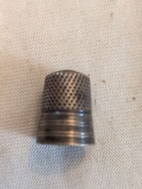 Antique silver thimble with diamond pattern and band. Late 19thC Sewing Thimble